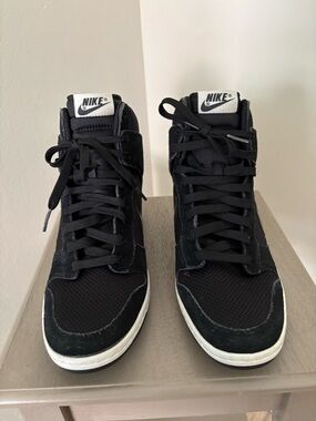 Women's Nike Dunk Sky High Essential Wedge Sneakers